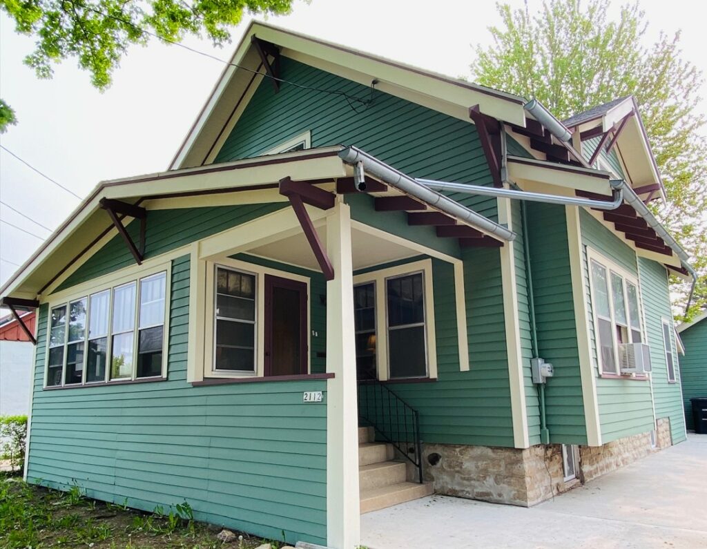 Residential exterior painting in Oshkosh